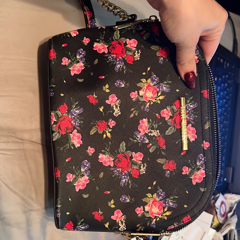 Steve Madden cross body